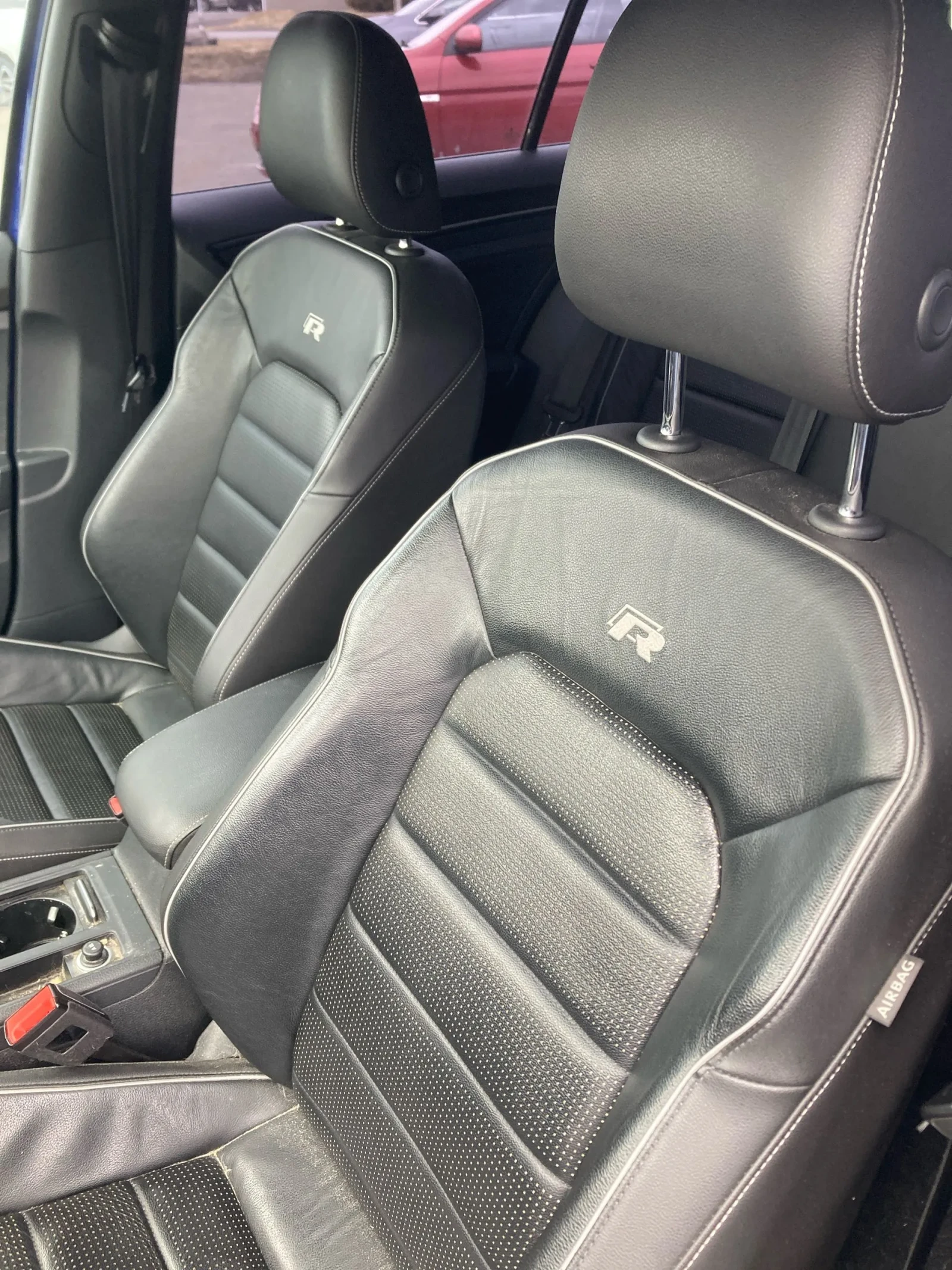 VW Golf R-LINE* CARFAX* DIGITAL, снимка 8 - Автомобили и джипове - 54078154