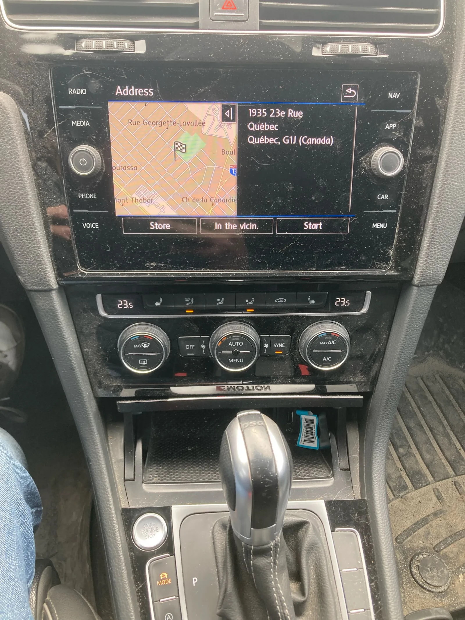 VW Golf R-LINE* CARFAX* DIGITAL, снимка 9 - Автомобили и джипове - 54078154