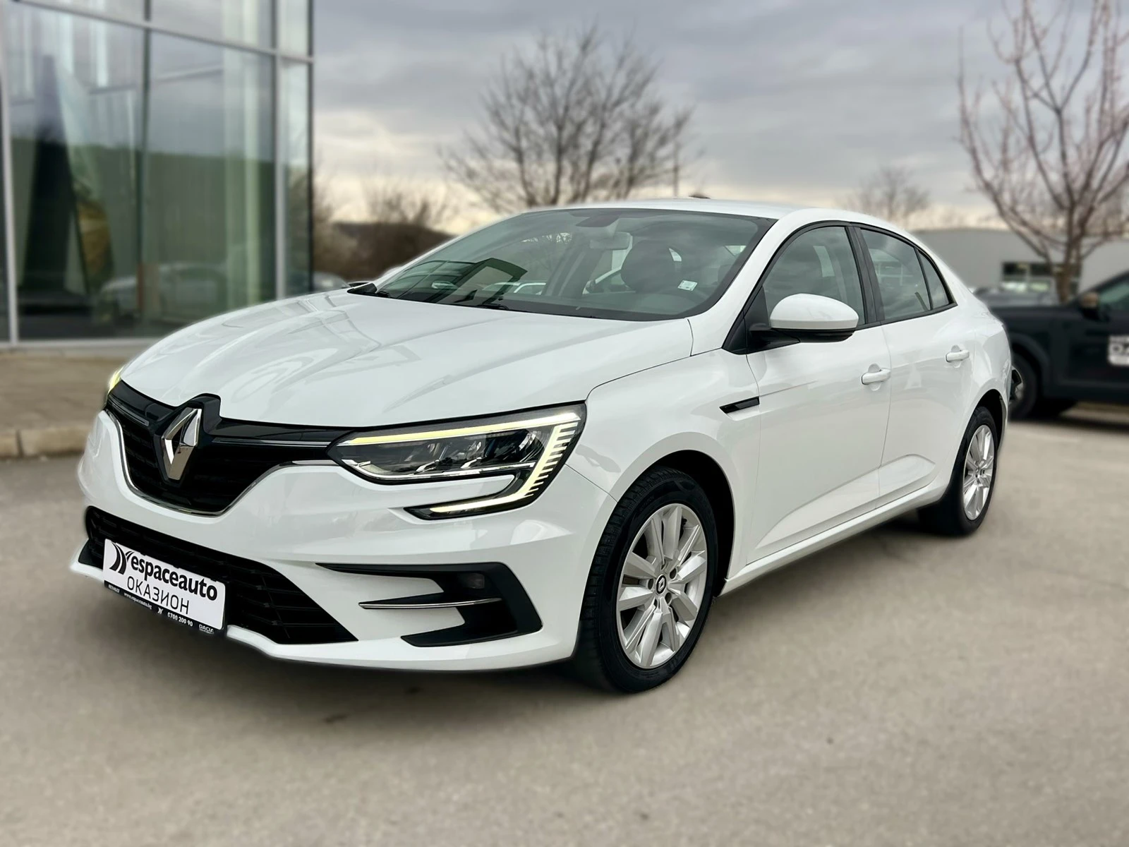 Renault Megane 1.3 TCe / 140 к.с. / ГАРАНЦИЯ | Auto.bg — изображение 1