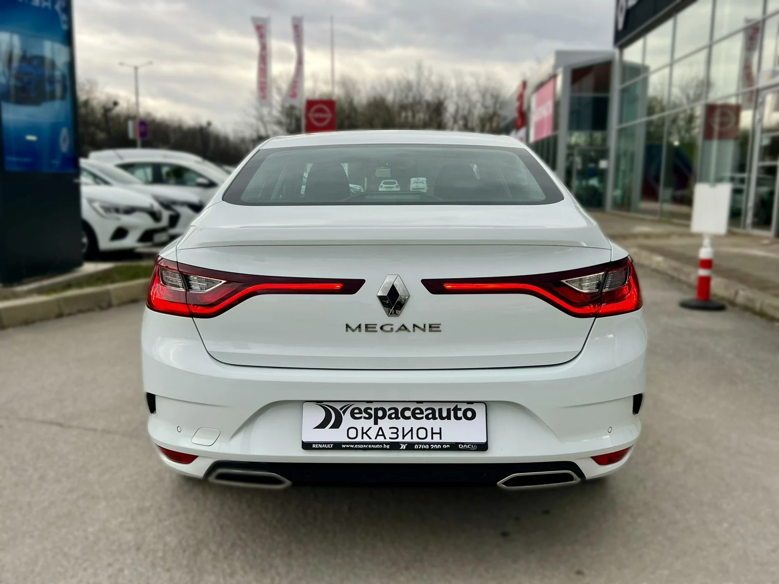 Renault Megane 1.3 TCe / 140 к.с. / ГАРАНЦИЯ, снимка 5 - Автомобили и джипове - 54114200