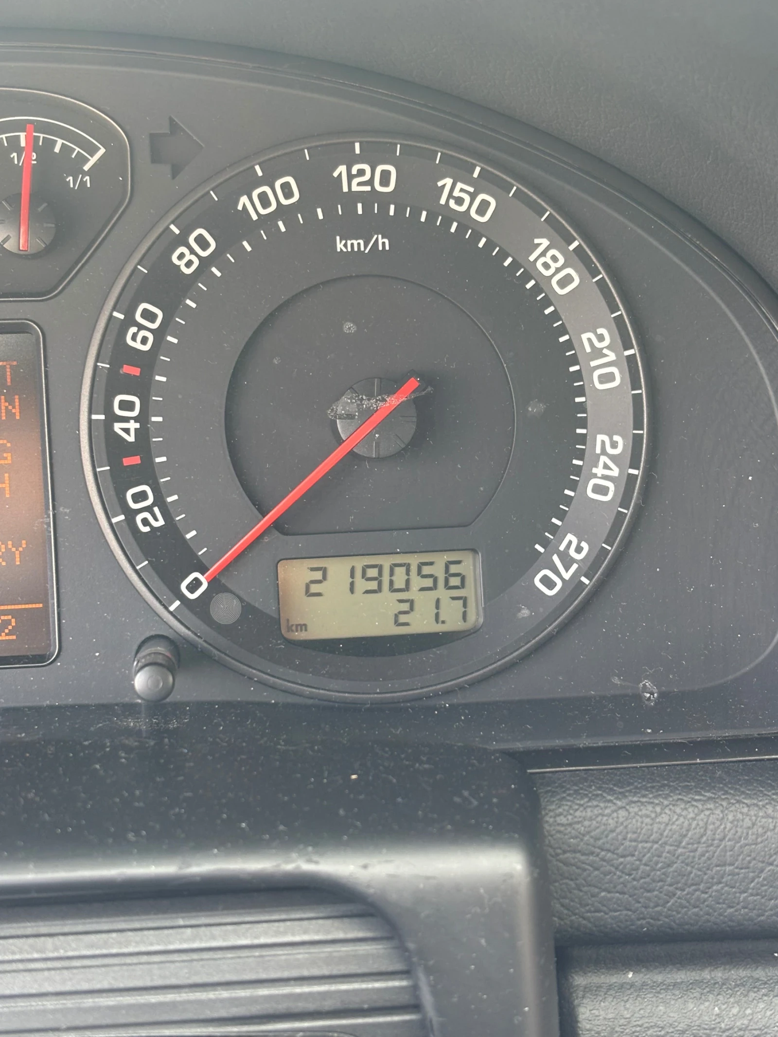 Skoda Superb, снимка 3 - Автомобили и джипове - 54183644