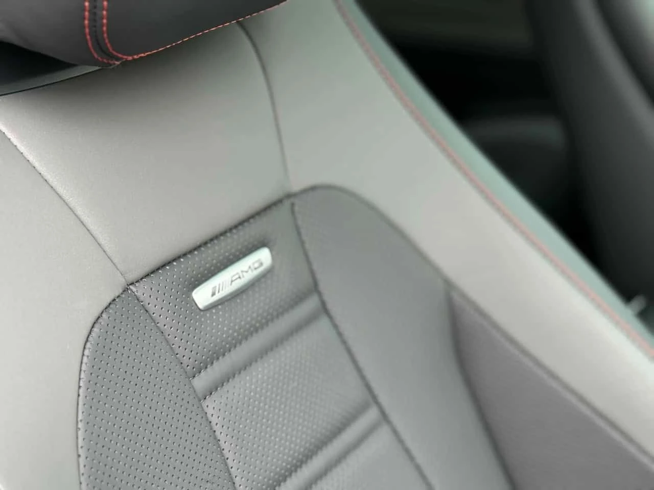 Mercedes-Benz E 53 AMG 4MATIC* КАРБОН* DISTRONIC* 360* HUD* ОБДУХВАНЕ* , снимка 14 - Автомобили и джипове - 54184793