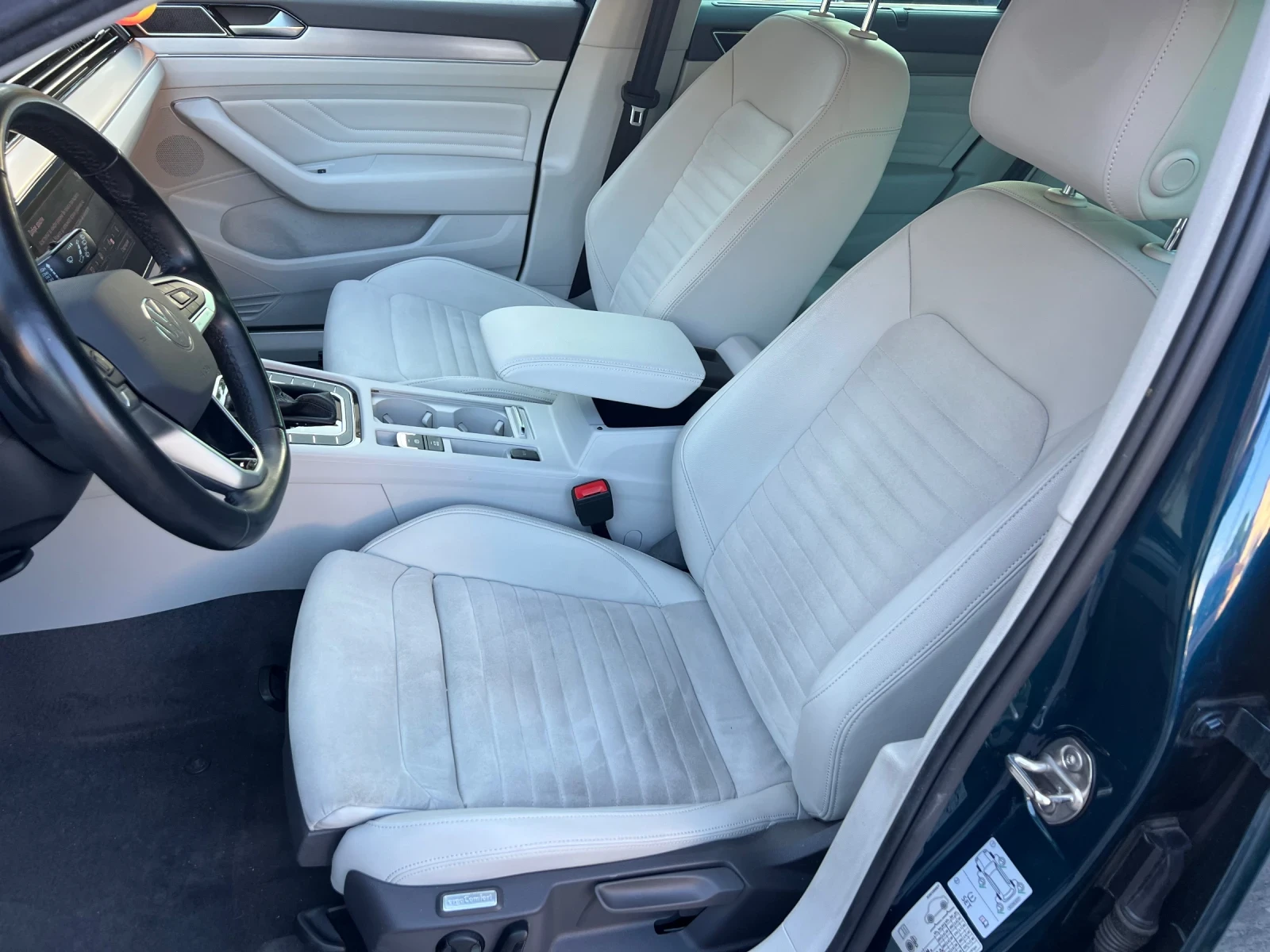 VW Passat, снимка 10 - Автомобили и джипове - 54349056