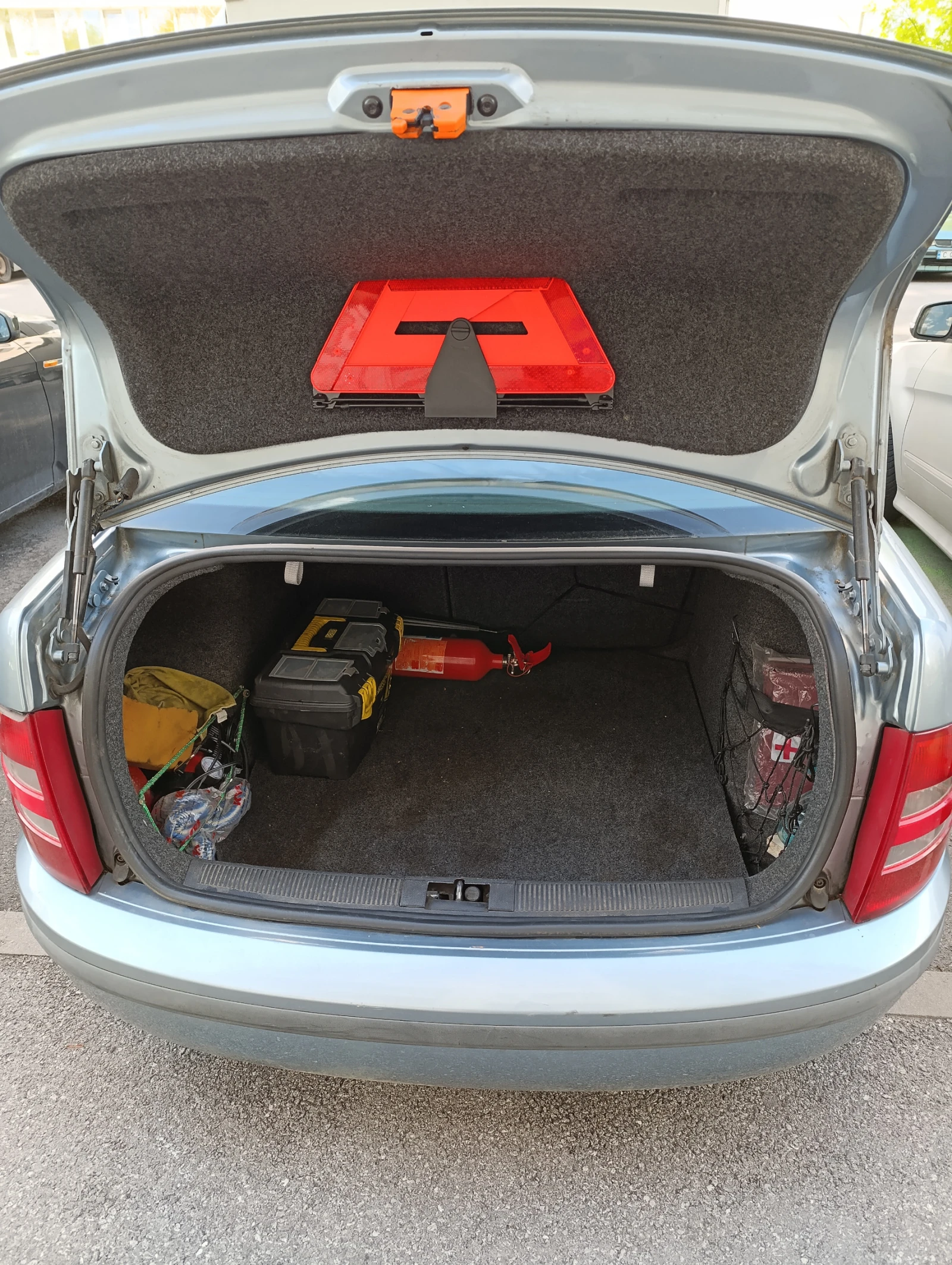 Skoda Fabia, снимка 6 - Автомобили и джипове - 54420604