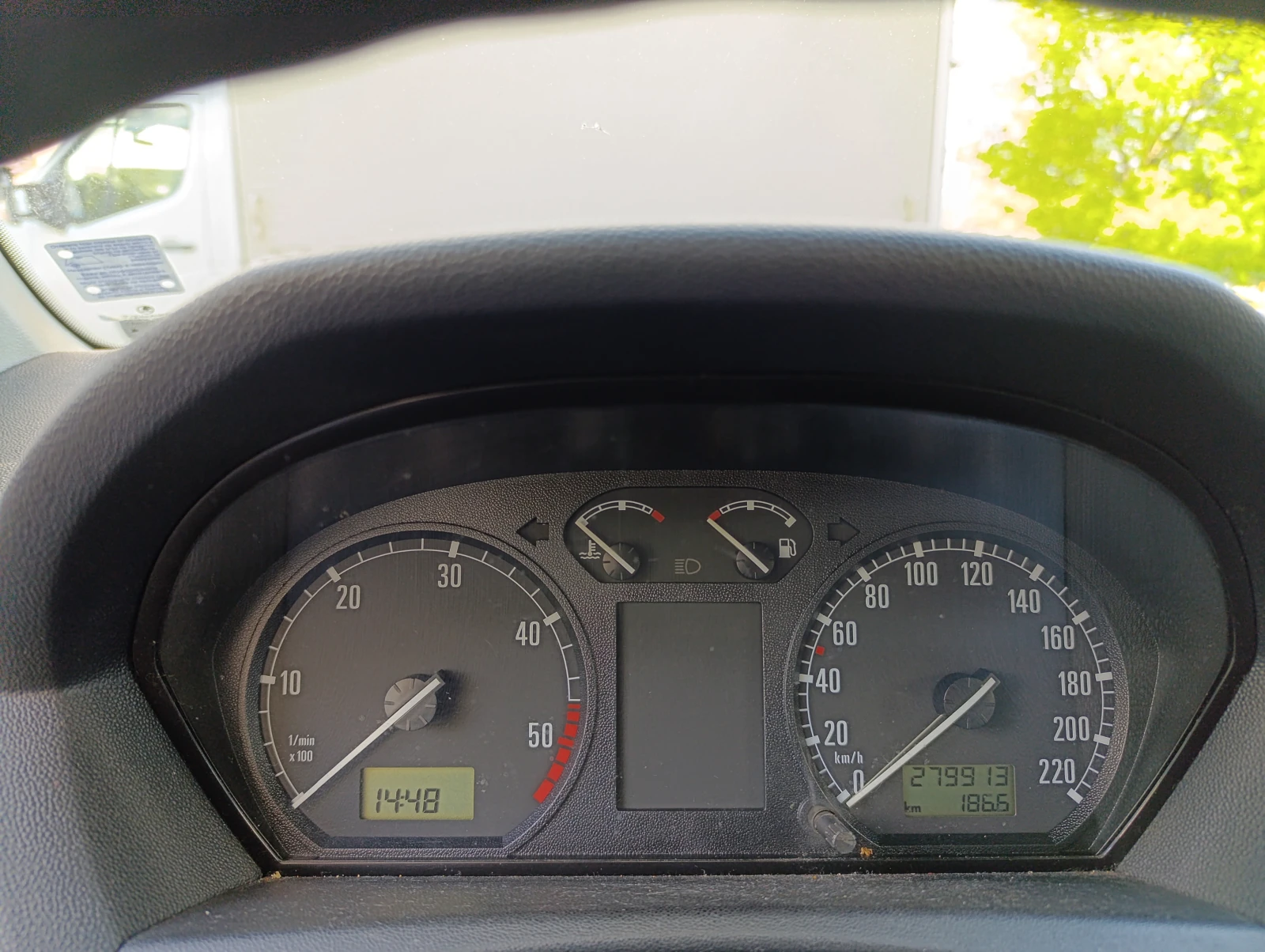 Skoda Fabia, снимка 10 - Автомобили и джипове - 54420604