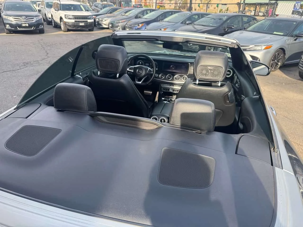 Mercedes-Benz E 400 * 4MATIC Cabriolet, Camera, Leather, Lane Assi * C, снимка 10 - Автомобили и джипове - 54784920