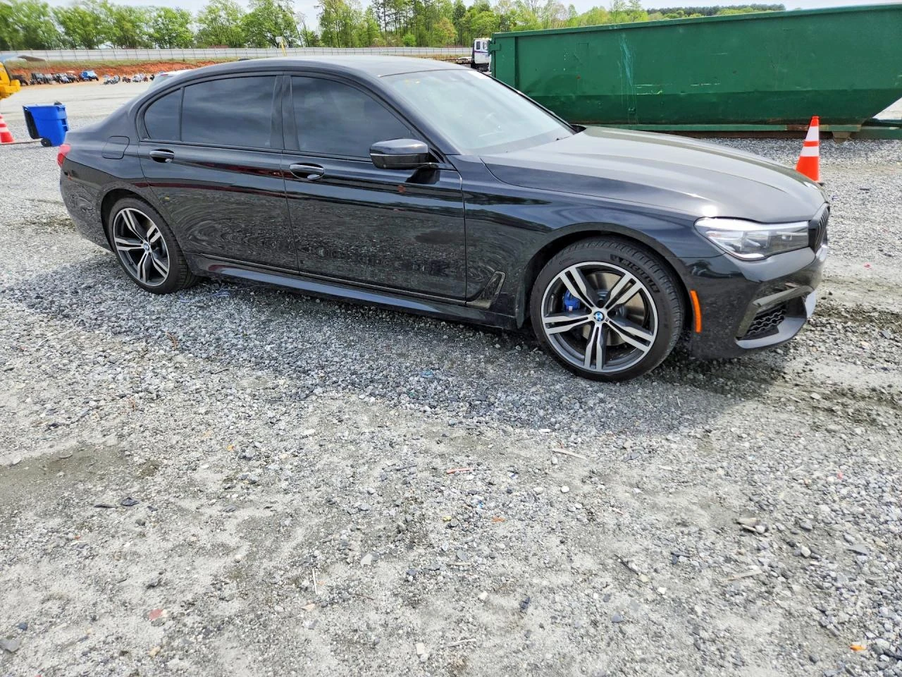 BMW 740 I !!FULL SPECIAL!!, снимка 4 - Автомобили и джипове - 54940608