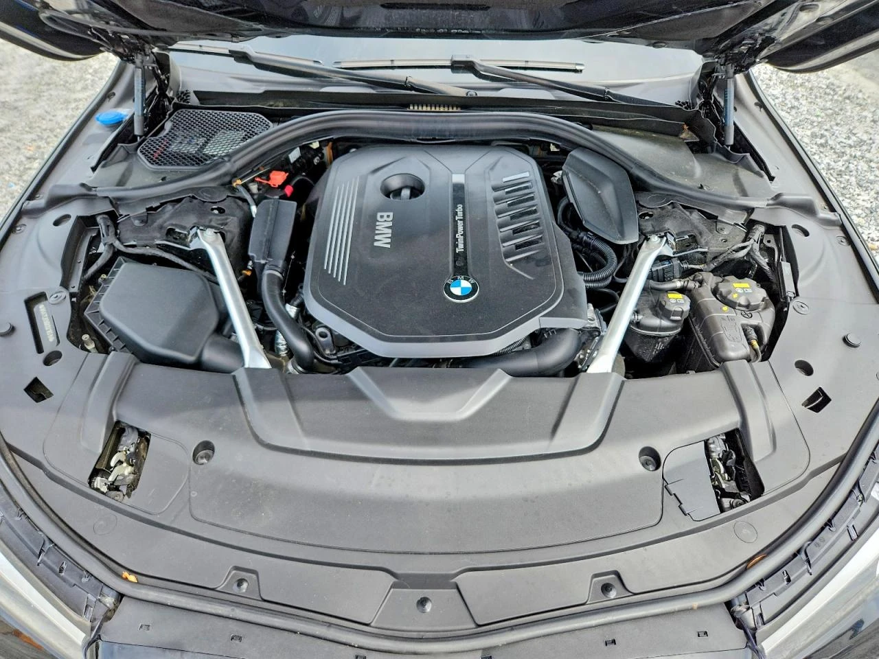BMW 740 I !!FULL SPECIAL!!, снимка 11 - Автомобили и джипове - 54940608