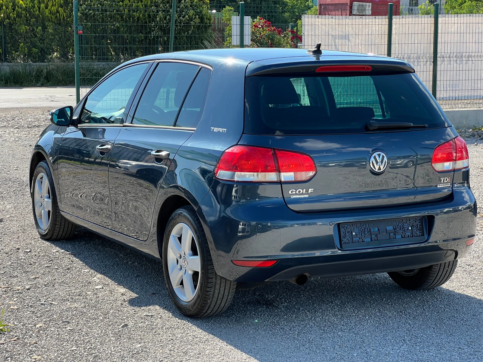 VW Golf 1.6 TDI | Mobile.bg � ����������� 6