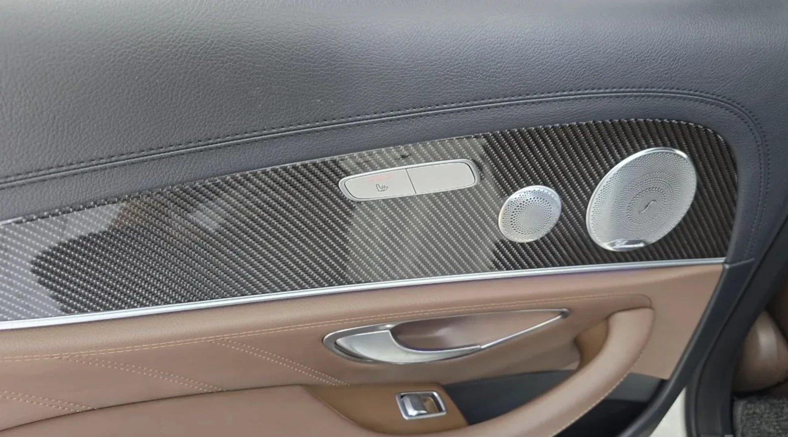 Mercedes-Benz E 63 AMG BURMESTER /360 КАМЕРИ/ ОБДУХ / ПАНО /HUD, снимка 15 - Автомобили и джипове - 55326064