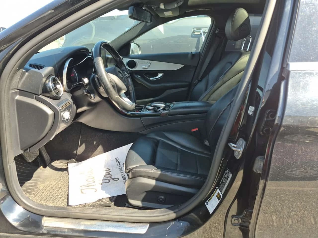 Mercedes-Benz C 300 * АВТОКРЕДИТ БЕЗ ПЪРВОНАЧАЛНА ВНОСКА* , снимка 5 - Автомобили и джипове - 55390831