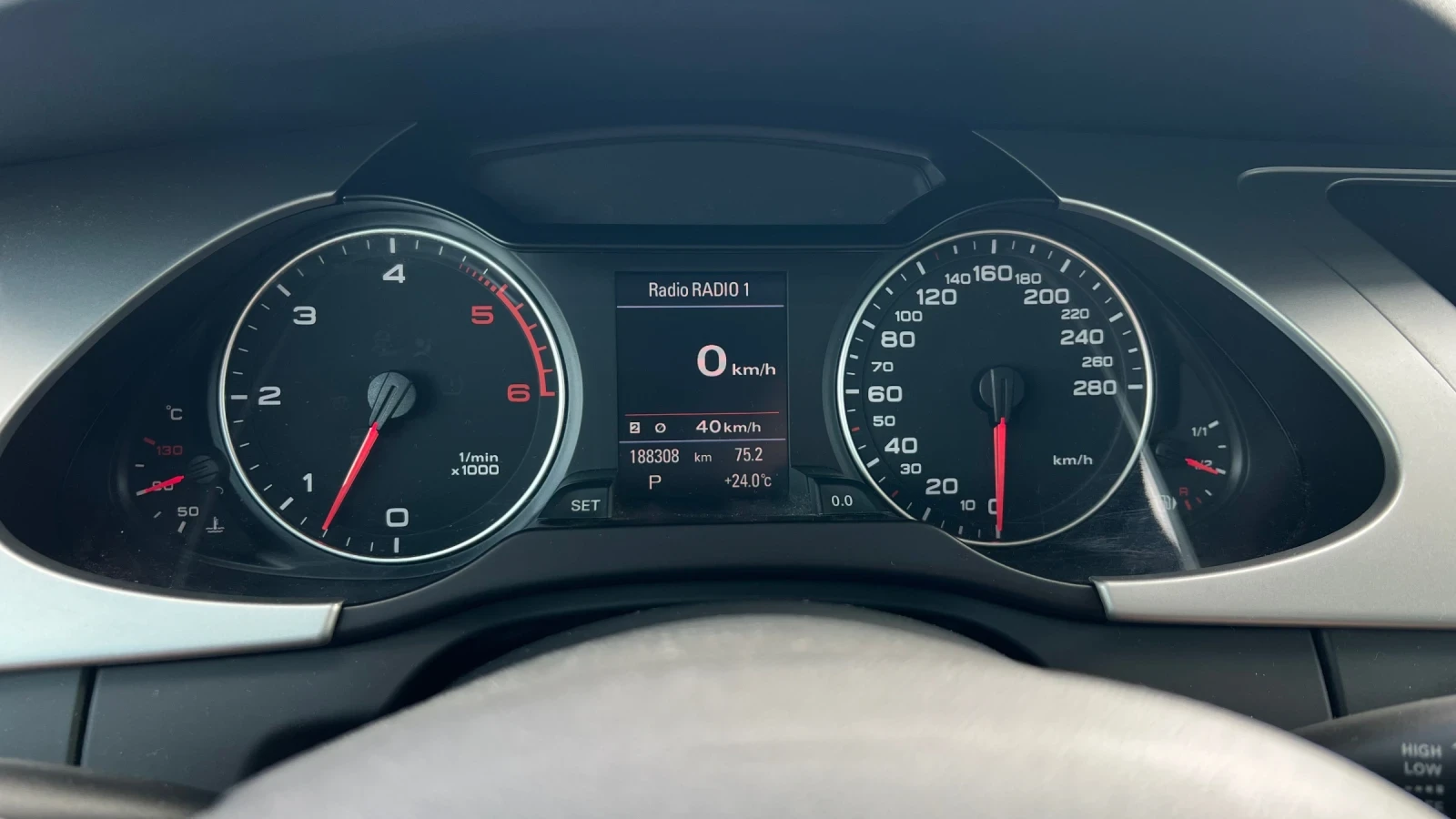 Audi A4 3.0 TDI, снимка 6 - Автомобили и джипове - 56040214