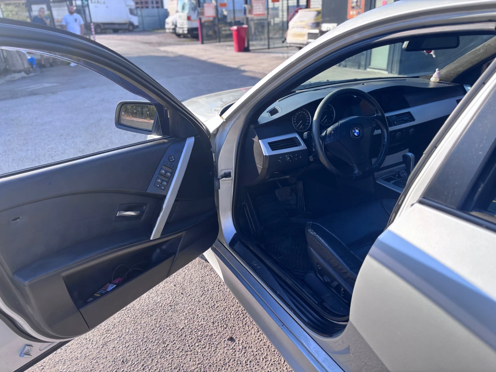 BMW 535, снимка 9 - Автомобили и джипове - 56131567