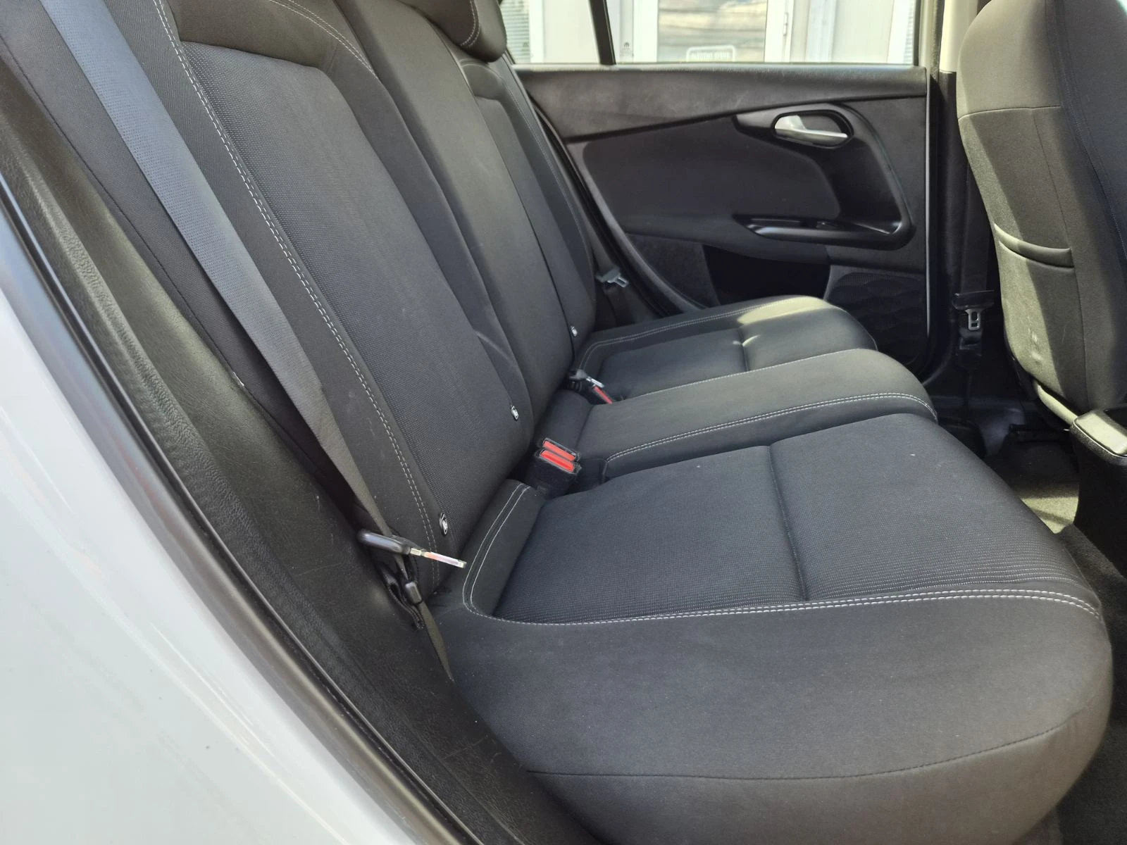 Fiat Tipo 1.6D, снимка 13 - Автомобили и джипове - 56217443