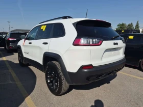 Jeep Cherokee * X * CARFAX * ПОДГРЕВИ * ПАНО * 2 КЛЮЧА * , снимка 4