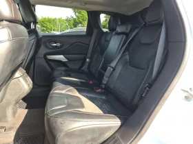 Jeep Cherokee * X * CARFAX * ПОДГРЕВИ * ПАНО * 2 КЛЮЧА * , снимка 11