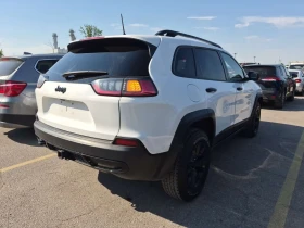 Jeep Cherokee * X * CARFAX * ПОДГРЕВИ * ПАНО * 2 КЛЮЧА * , снимка 3