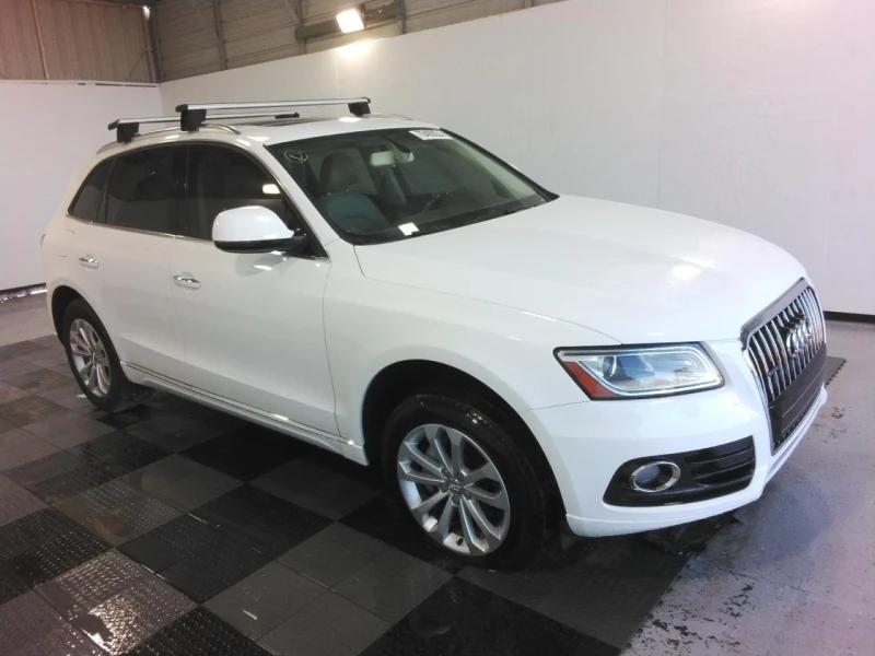 Audi Q5 Premium, снимка 5 - Автомобили и джипове - 48716033