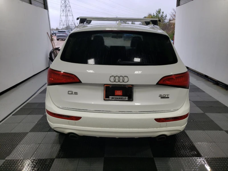 Audi Q5 Premium, снимка 6 - Автомобили и джипове - 48716033