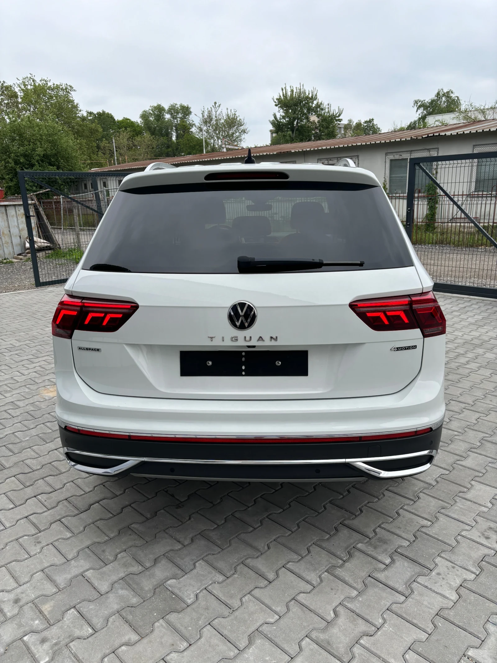 VW Tiguan 2.0TDI ALLSPACE ELEGANCE - изображение 6