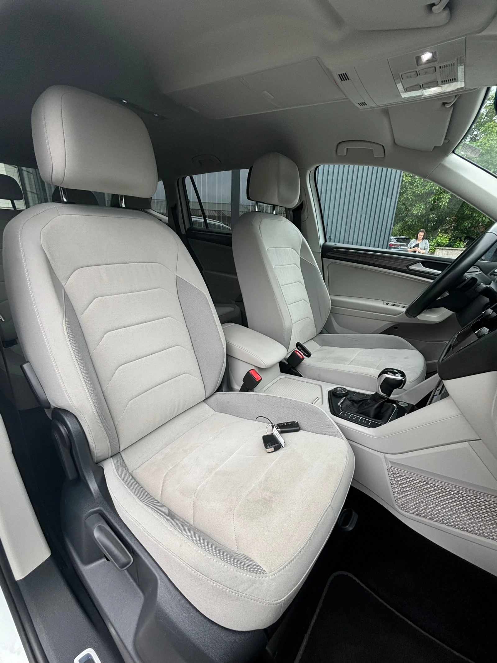 VW Tiguan 2.0TDI ALLSPACE ELEGANCE - изображение 10