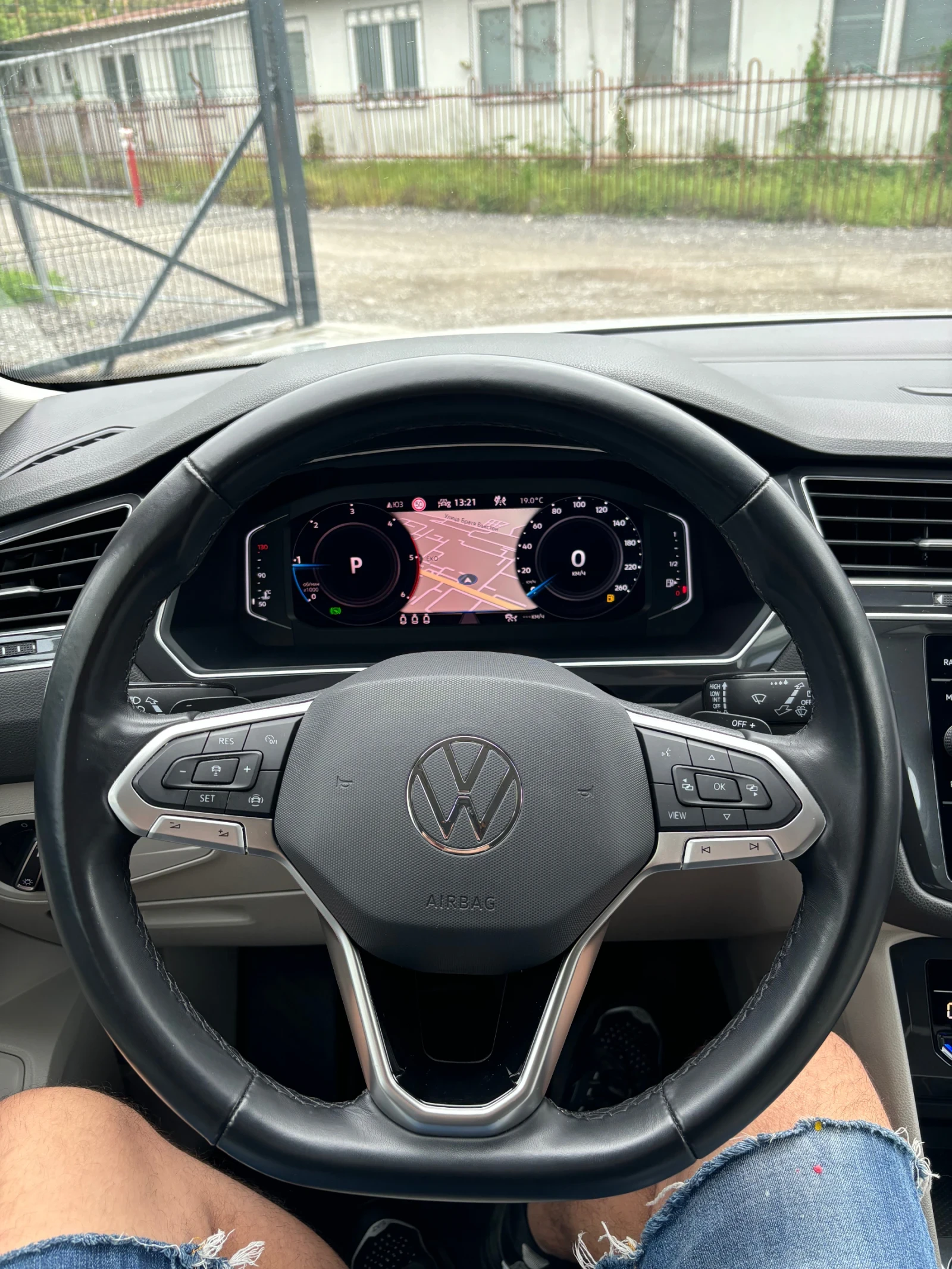 VW Tiguan 2.0TDI ALLSPACE ELEGANCE - изображение 7