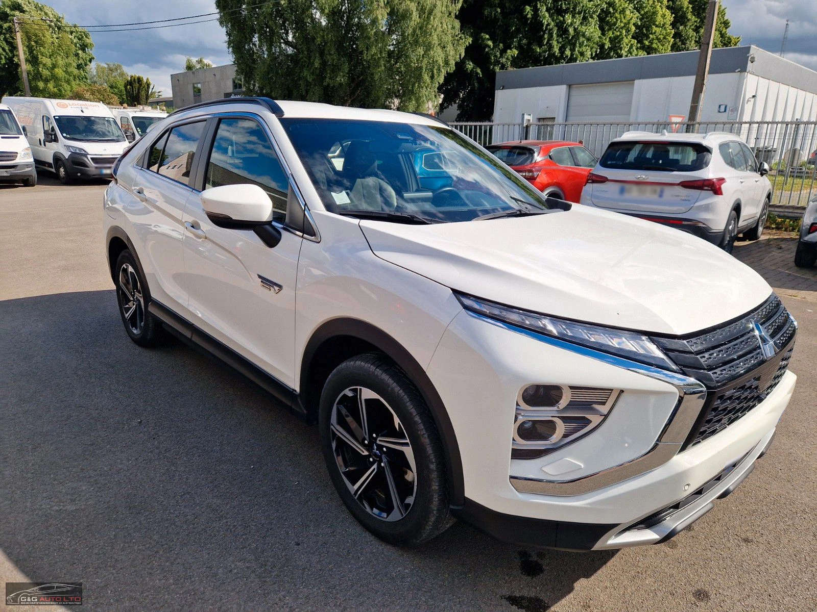 Mitsubishi Eclipse Cross 2.4PHEV/188HP/PLUS/4X4/NAVI/CAM/ACC/528v - изображение 3