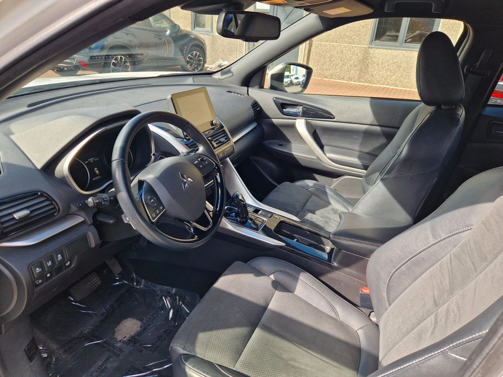 Mitsubishi Eclipse Cross 2.4PHEV/188HP/PLUS/4X4/NAVI/CAM/ACC/528v - изображение 7