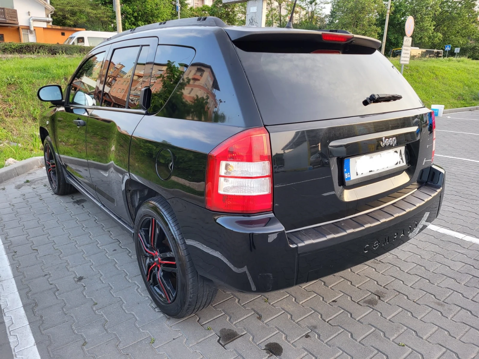Jeep Compass 2.4 (170 кс) 4x4 - изображение 4