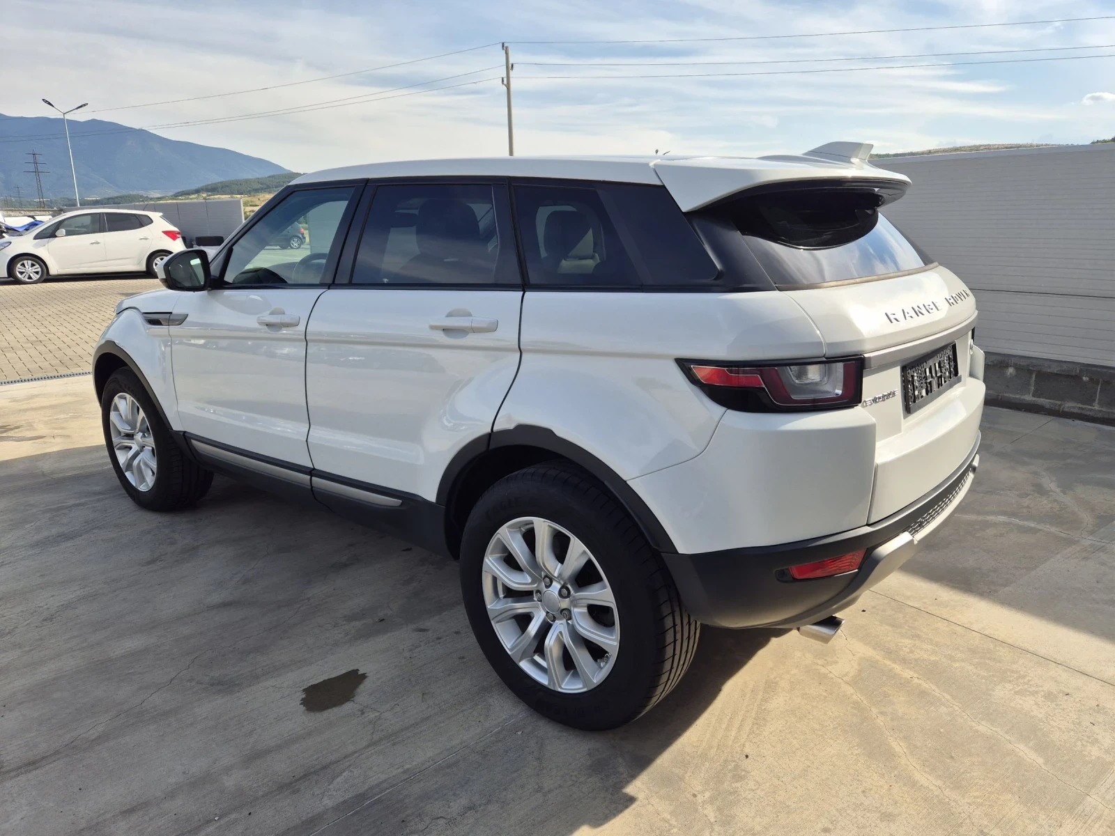 Land Rover Evoque 2, 0tdi 4x4 57000km!!! - изображение 4