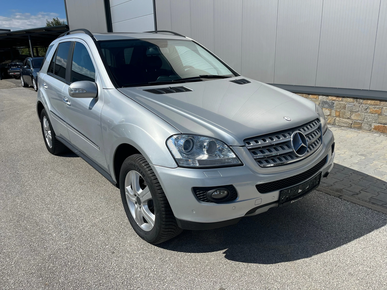 Mercedes-Benz ML  - изображение 2