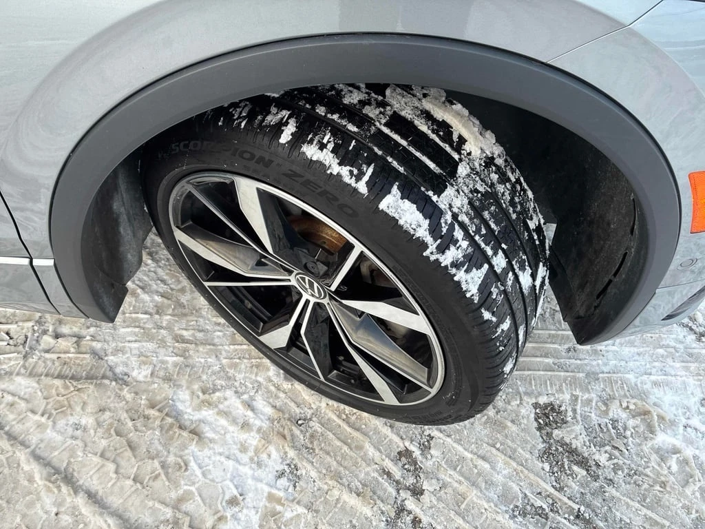 VW Tiguan * Highline R Line * CARFAX * БЕЗ ПЪРВОНАЧАЛНА ВНОС - изображение 7