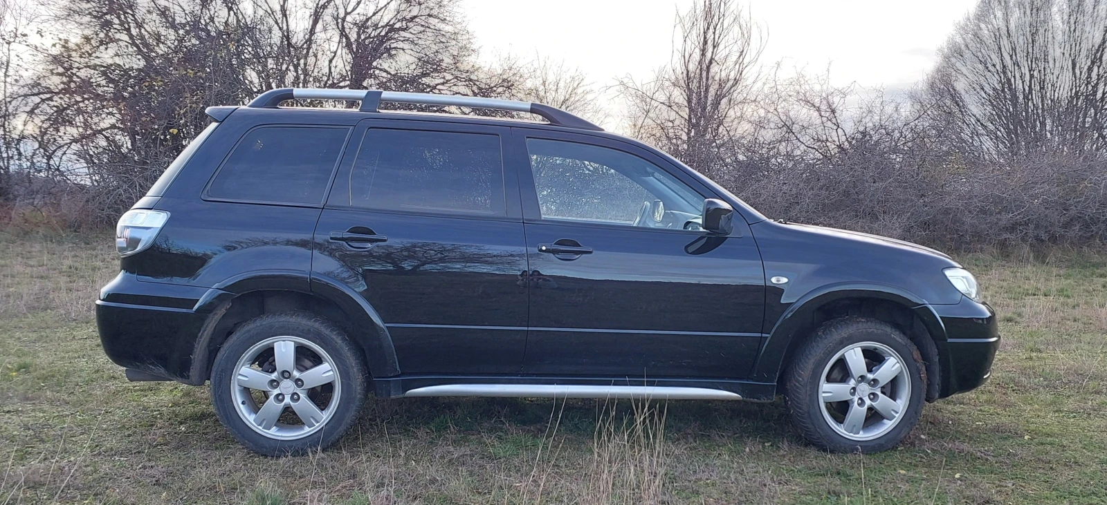 Mitsubishi Outlander Facelift, снимка 3 - Автомобили и джипове - 53915771