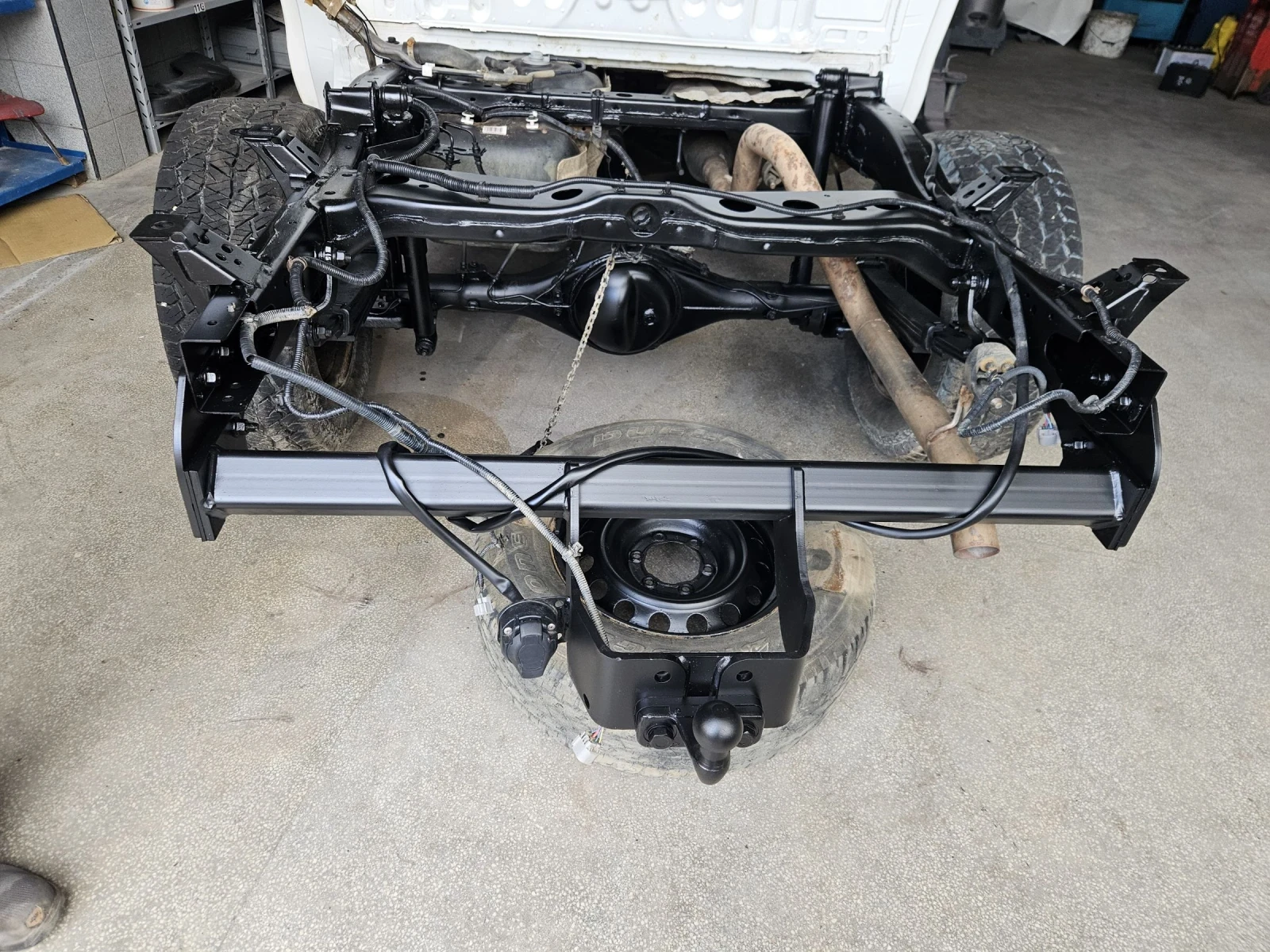 Toyota Hilux 2.4D, снимка 11 - Автомобили и джипове - 54115866