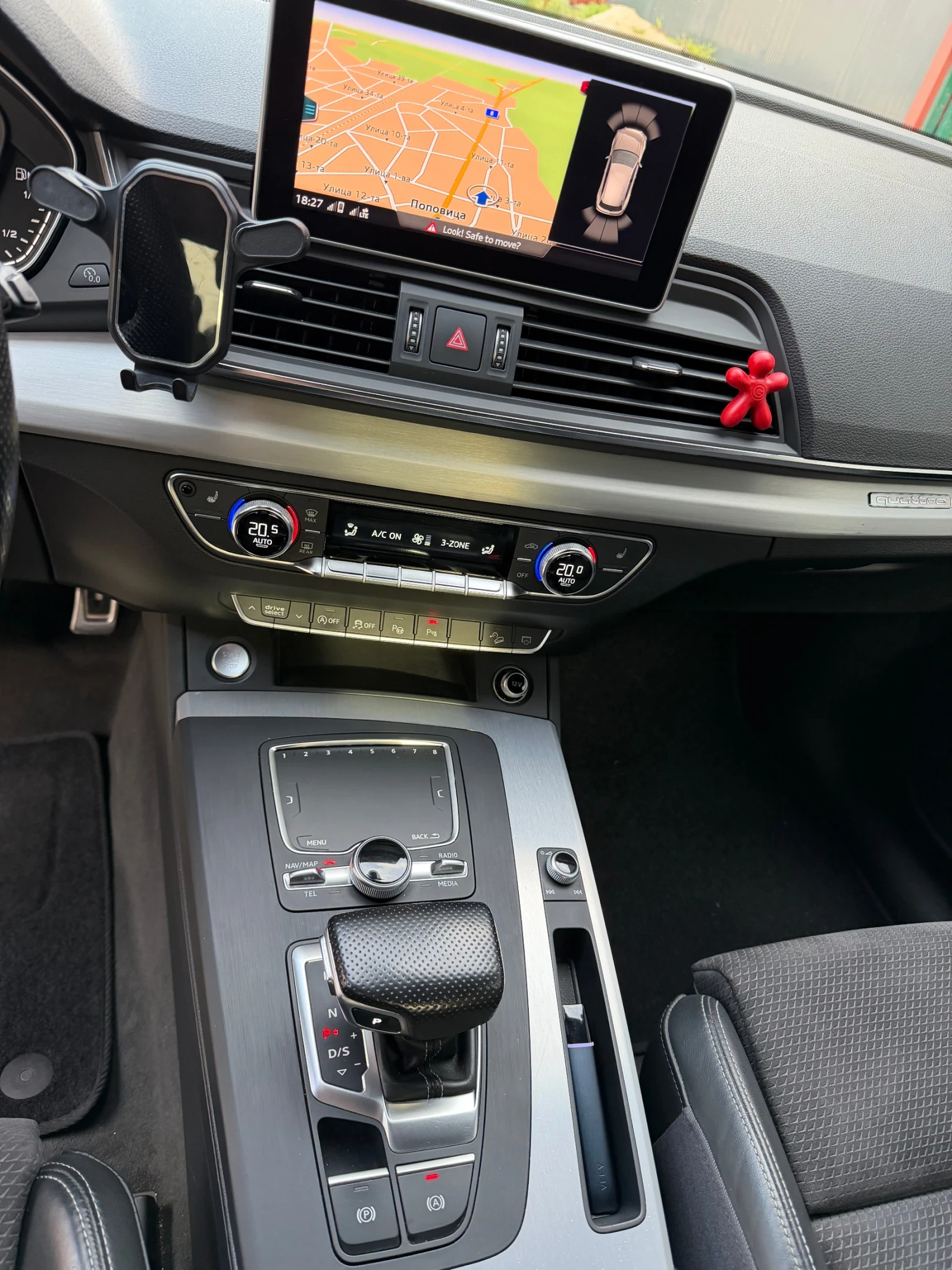 Audi Q5 Sline Quattro, снимка 10 - Автомобили и джипове - 54174709