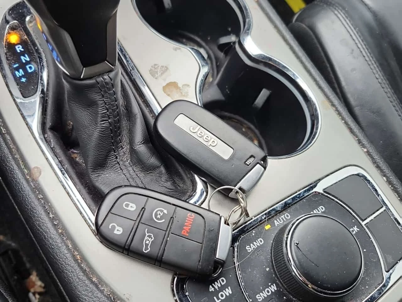 Jeep Grand cherokee LIMITED| ПОДГРЕВИ| ПАМЕТ| 2 КЛЮЧА| CARFAX, снимка 17 - Автомобили и джипове - 54235496