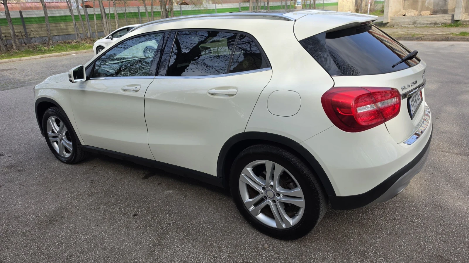 Mercedes-Benz GLA 250 4Matic  7- automatic , снимка 3 - Автомобили и джипове - 54243067