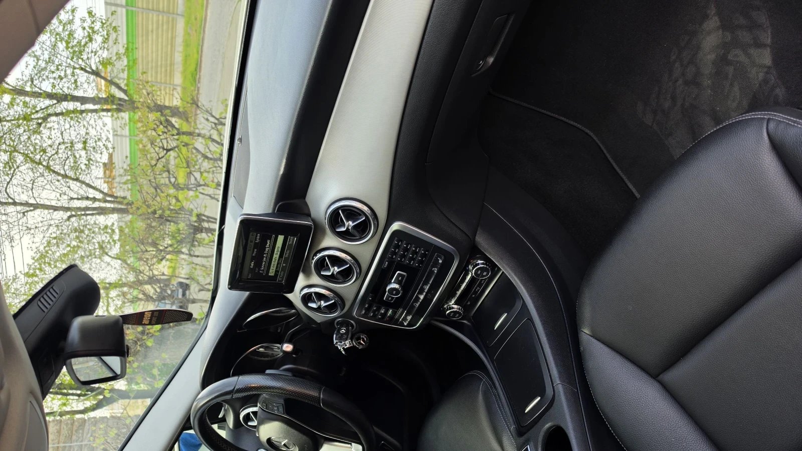 Mercedes-Benz GLA 250 4Matic  7- automatic , снимка 13 - Автомобили и джипове - 54243067