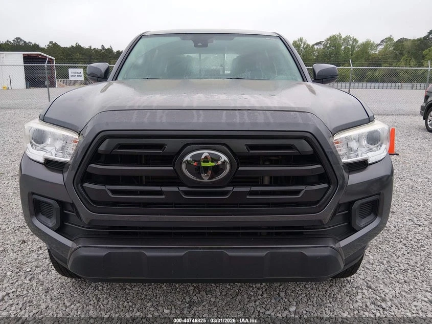 Toyota Tacoma 2.7l Sr, снимка 12 - Автомобили и джипове - 54307312