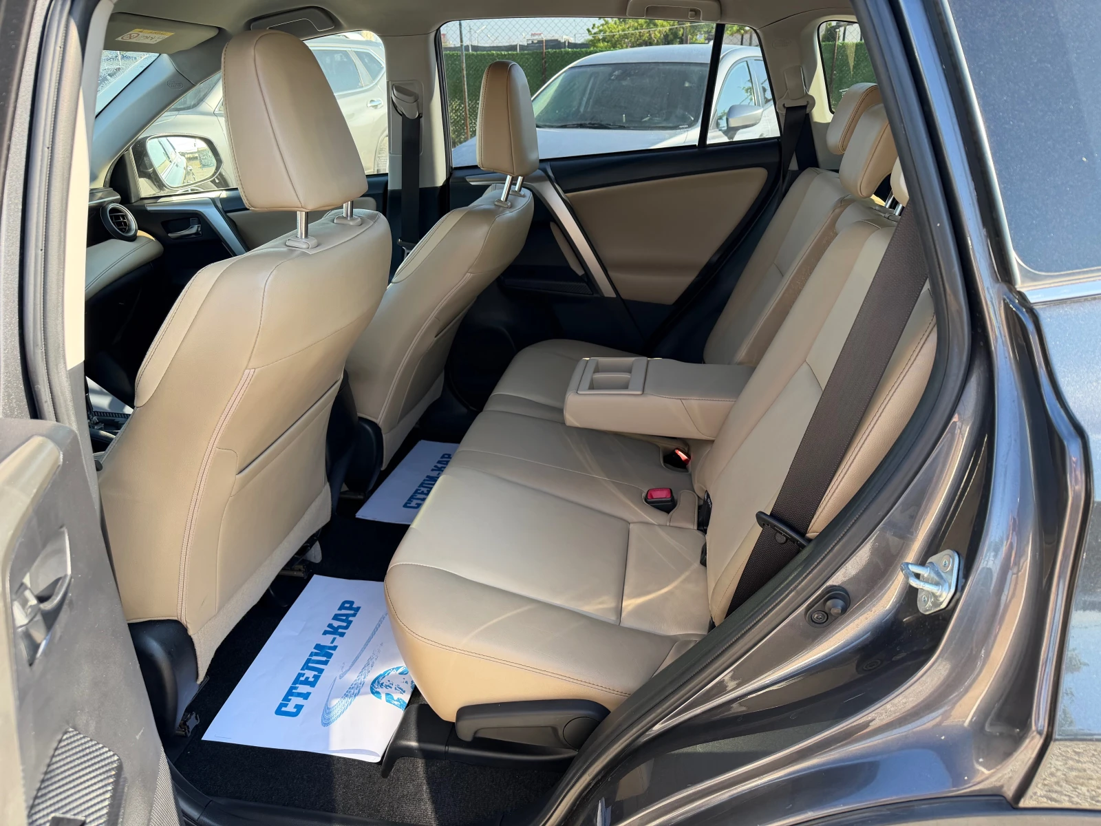 Toyota Rav4 2.2D-NAVI-LED-KAMERA-PODGREV-4X4-AVTOMAT, снимка 10 - Автомобили и джипове - 54554283