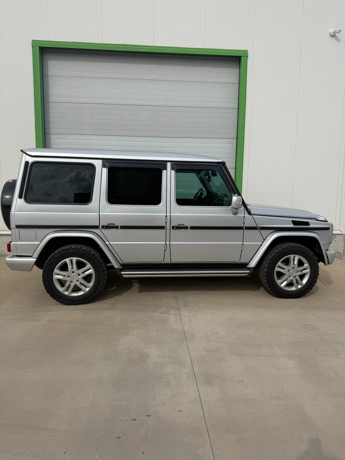 Mercedes-Benz G 350, снимка 2 - Автомобили и джипове - 54556639