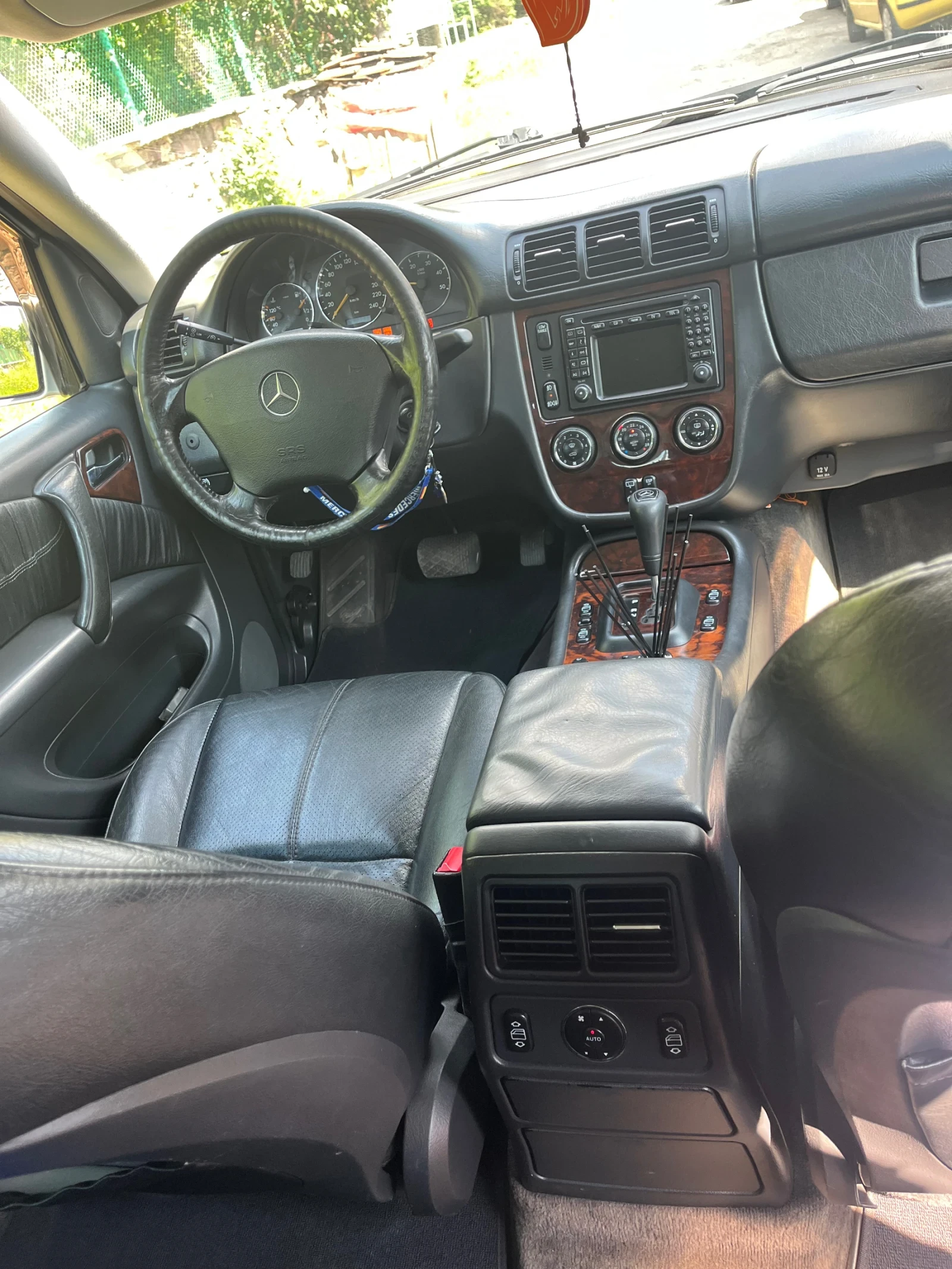 Mercedes-Benz ML 270, снимка 5 - Автомобили и джипове - 54646973