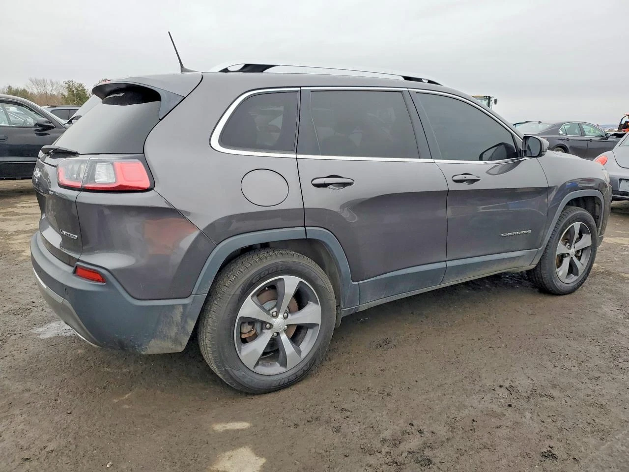 Jeep Cherokee 3.2l Limited, снимка 3 - Автомобили и джипове - 54713476