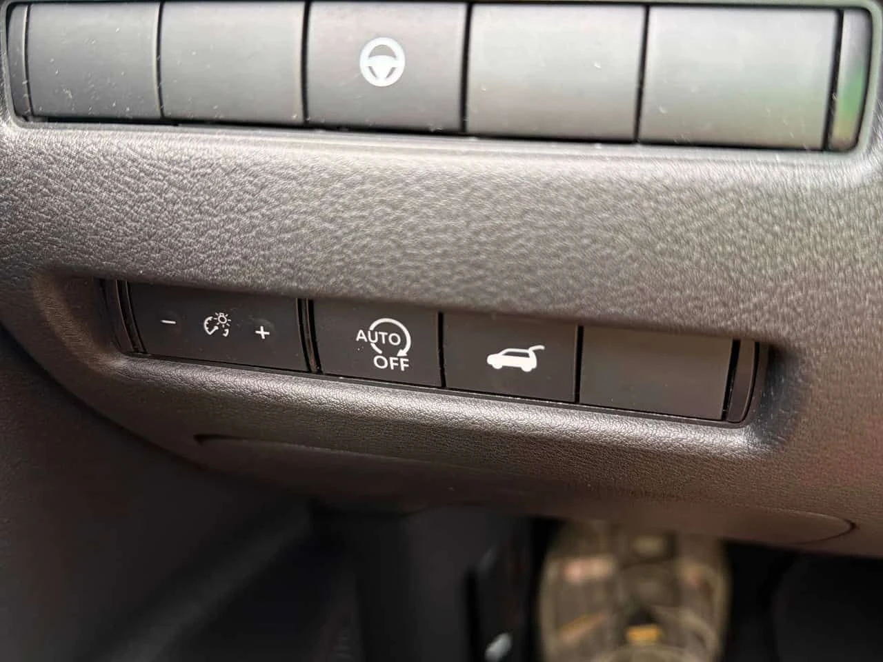Nissan Rogue AWD SV PREMIUM| PANO| 360| LANE ASSIST| , снимка 12 - Автомобили и джипове - 55431335