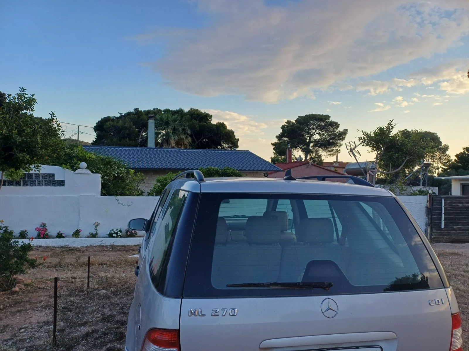 Mercedes-Benz ML 270, снимка 7 - Автомобили и джипове - 55670266