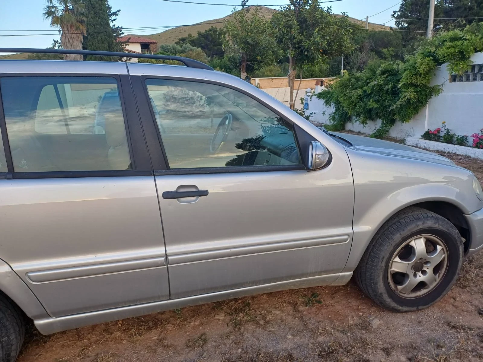 Mercedes-Benz ML 270, снимка 4 - Автомобили и джипове - 55670266