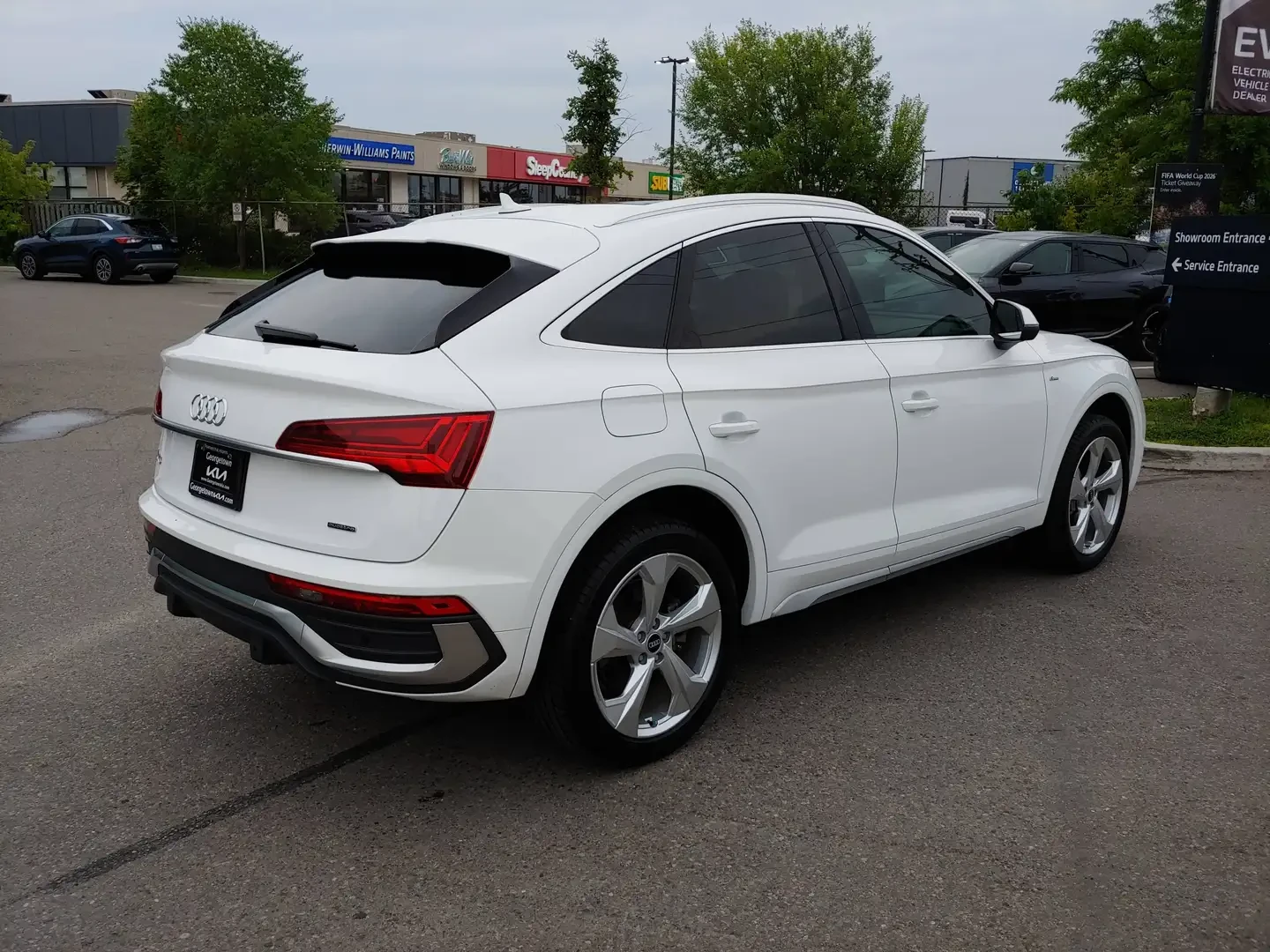 Audi Q5 SPORTBACK* MATRIX* ПАНОРАМА* КАМЕРА* ПОДГРЕВ* , снимка 5 - Автомобили и джипове - 55788713