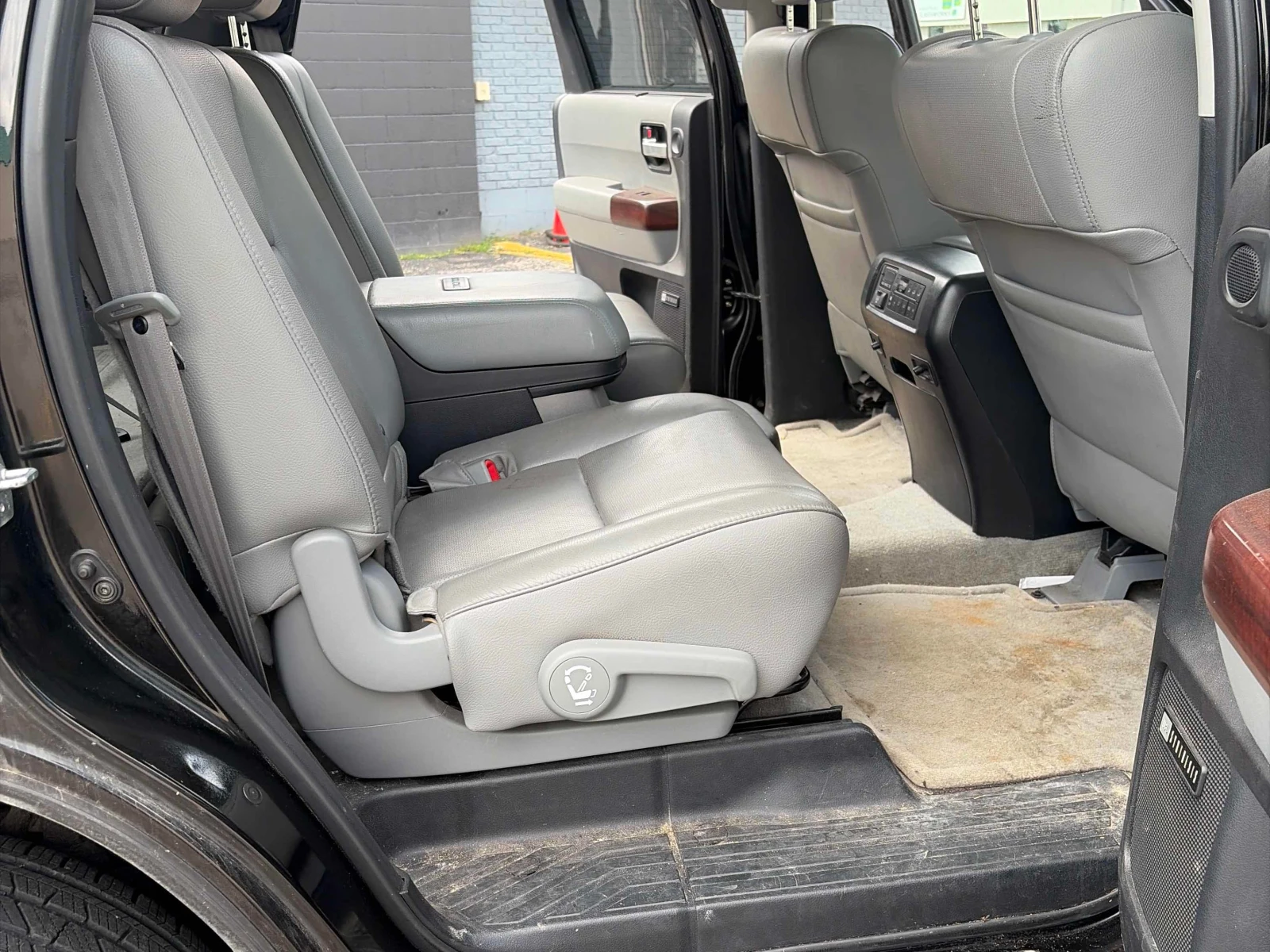 Toyota Sequoia * Platinum * ���������� ��� ������������ ������*  | Mobile.bg � ����������� 15