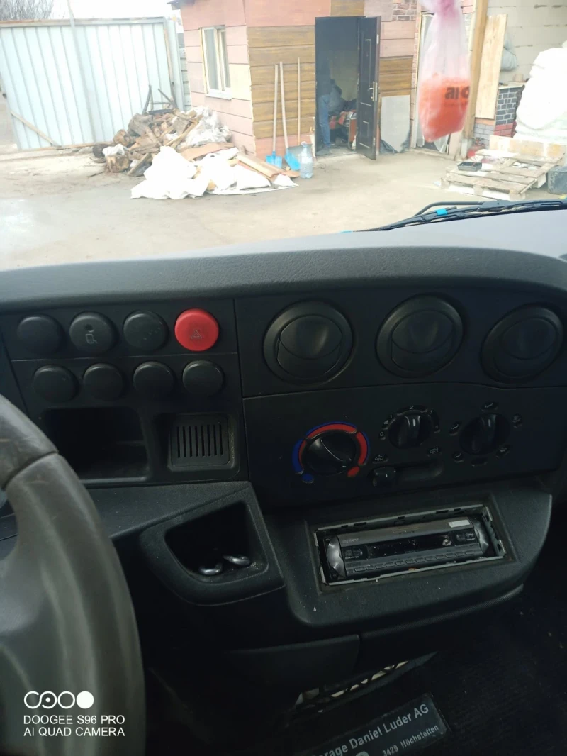 Iveco 35c11, снимка 13 - Бусове и автобуси - 48907992