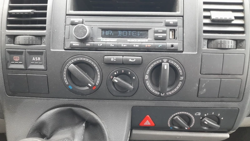 VW Transporter 8+ 1м Клима , снимка 14 - Бусове и автобуси - 53397444